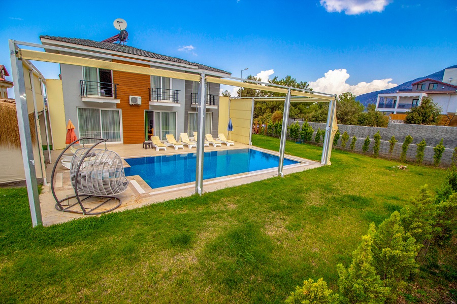 Ovacıkda 4+1 Özel Havuzlu Doğa Manzaralı Lüks Kiralık Villa DRM-2106