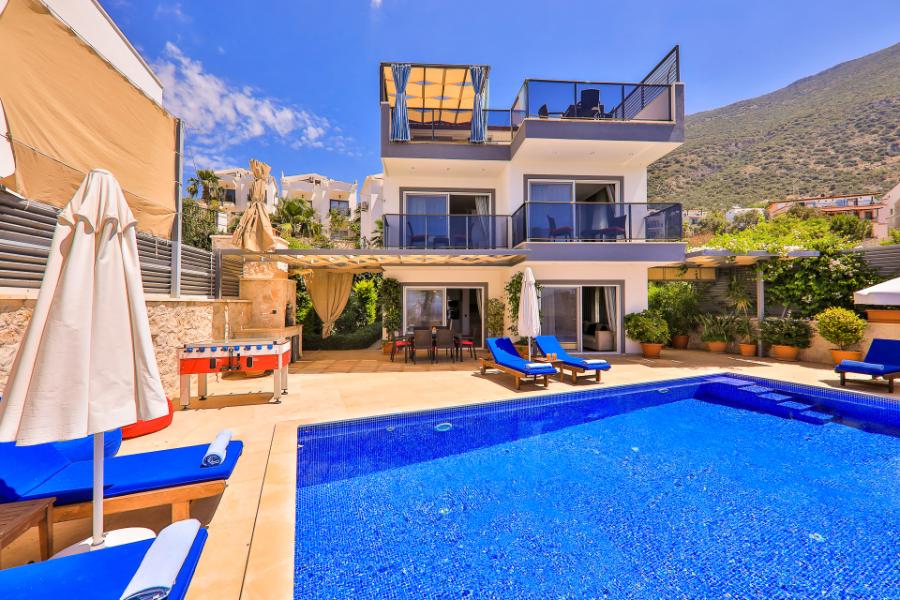 Kalkan Kızıltaşda 3+1 Özel Havuzlu Deniz Manzaralı Kiralık Lüks Villa DRM-1980