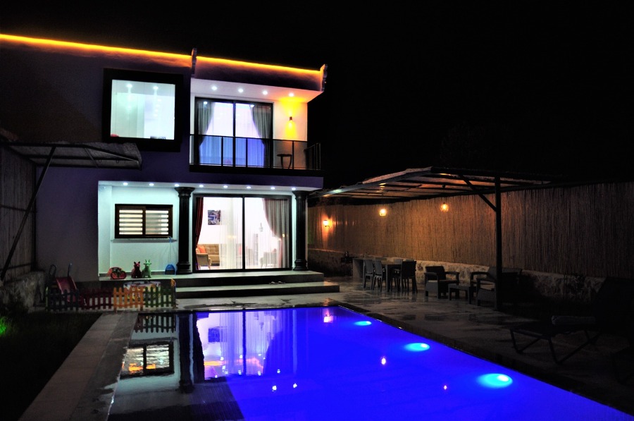 Villa Lotus