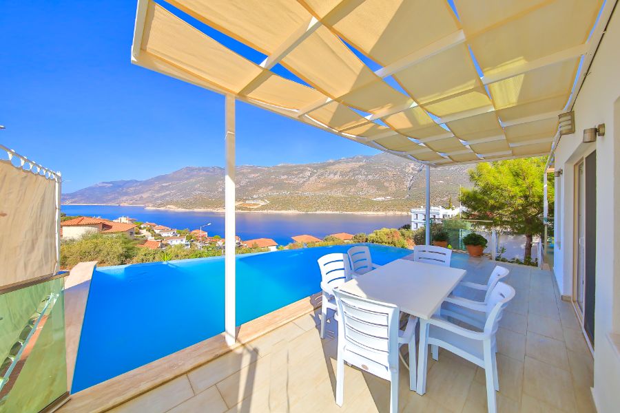 Antalya Kaş'ta 2+1 Özel Havuzlu Deniz Manzaralı Kiralık Villa DRM-2069