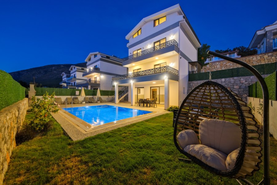 Fethiye Ovacık'ta 4+1 Özel Havuzlu Denize Yakın Lüks Kiralık Villa DRM-1818