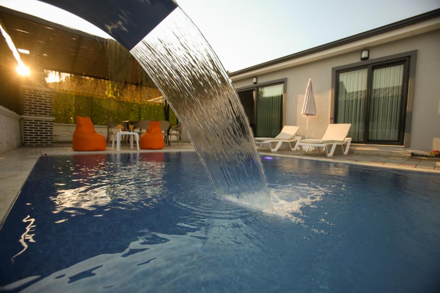 Fethiye Yanıklarda 2+1 Özel Havuzlu Denize Yakın Kiralık Lüks Villa DRM-1856