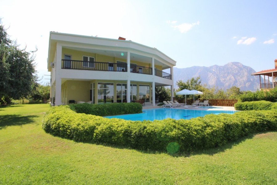 Villa Taç Mahal
